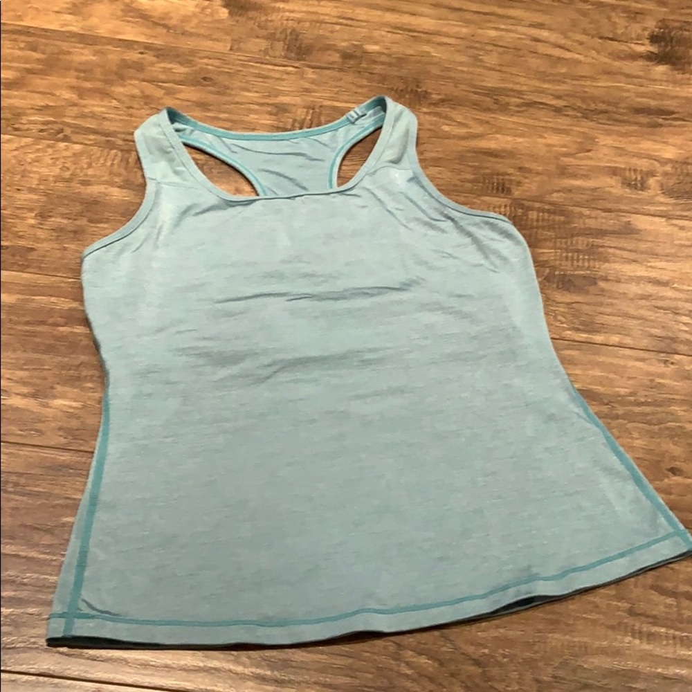 Lululemon shiny tank top